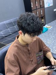 点击看大图 -藤野造型专业烫染接发