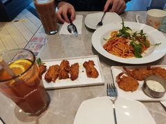 -必胜客(大观天地店)