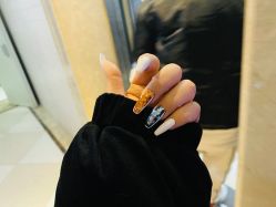 -甲骨文美甲美睫美容化妆