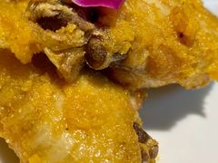 -蜜桃餐厅·伴山(湖滨商业街店)