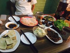 -炙热童年·老北京炙子烤肉(南锣鼓巷店)