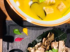 手抓羊排-敏珠拉姆藏餐·南京厨房(富春江东街店)