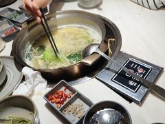 -喃喃椰·糟粕醋椰子鸡火锅(七堡花园店)