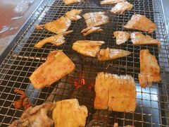 -马路牙子烧烤音乐酒馆(望京店)