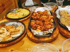 -老东镇啤酒屋海鲜加工·蒸汽海鲜·海鲜烧烤(台东店)