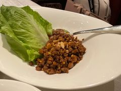 鸭松包生菜-上海和平饭店龙凤厅 Dragon Phoenix