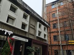 -成都东郊记忆理工大学轻居酒店