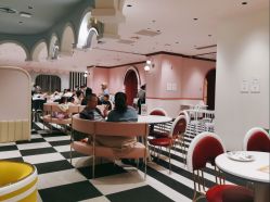 -奈尔宝家庭中心·亲子餐厅(北京东坝万达店)