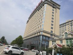 -兴芮温泉度假区