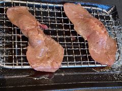 -铭牛烧肉·和牛海鲜自助(高新月牙湖店)