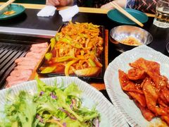 -臻牛烤肉