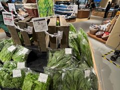 -七鲜超市(瑞虹天地太阳宫店)