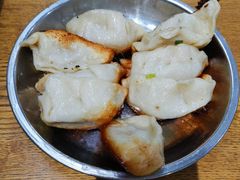 -黄阿姨锅贴大王(万航渡路店)