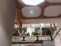 -兔行天下-鸿鹤鲜锅兔(中海国际店)