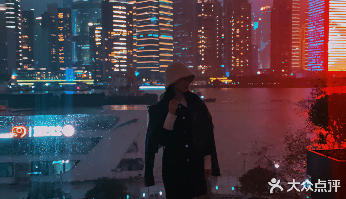 坐拥上海外滩270度夜景的高颜值餐厅🍴