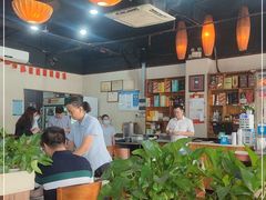 大堂-姐妹临高乳猪店(海垦路店)