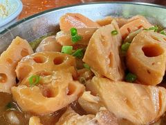 -御霞苑泥烩鸡休闲农庄