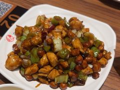 -六泰居·尔滨地标·东北菜(松北店)