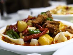 新疆大盘鸡-巴扎美食·新疆菜·西域歌舞表演餐厅(新疆大厦店)