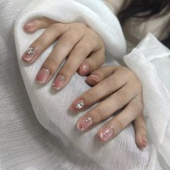 -FuFu美甲美睫