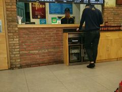 -秦香陕西食府(华贸天地店)