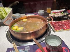 招牌牛腩骨汤锅-牛村来人潮汕牛肉火锅(西单店)