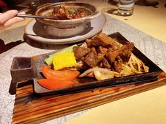 铁锄牛排-穹六人间 people 6(岳阳路店)