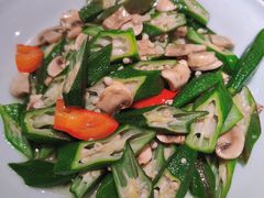小炒口蘑-涌觅名灶·本地海鲜宁波菜(财富广场店)