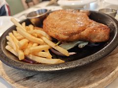 -周沫西餐厅(北京路广百百货店)