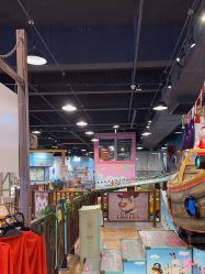 -卡通尼乐园(五彩世界店)