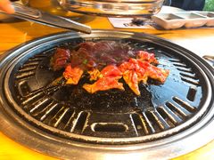 -唯成•韩国炭火烤肉 유성고기