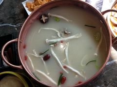 -三人行骨头王火锅(长寿店)