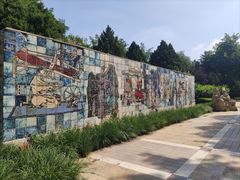 -元大都城垣遗址公园