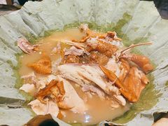 掌柜老汤手撕烧鸡-掌柜的店·河南菜(新天地店)