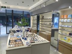 -视野联行眼镜·蔡司·尼康·豪雅·依视路(青浦宝龙店)