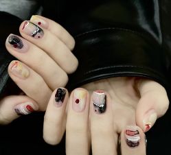 -斯馨·健康美甲美睫