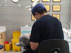 -上海仁爱医院口腔科 · 种植
