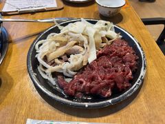 -小志家.鲜牦牛肉牛杂火锅野生菌汤锅
