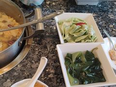 -一席地·本地鸡窝·杭帮鸡火锅(萧山银隆百货店)