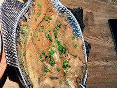 蜜桃烤鱼-蜜桃餐厅·伴山(湖滨商业街店)