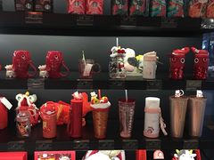 零售区-星巴克臻选(上海长风大悦城店)
