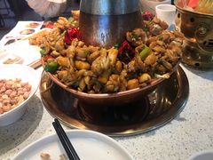 -老佛爷铜炉蛙锅(海岸城店)