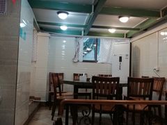 -周家大连水饺(美专校街店)