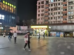 -江燕路万科里