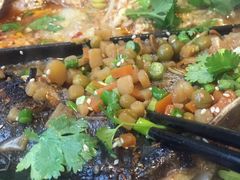 湄公鱼-茅炒屋龙虾·烧烤·湘菜(新河路店)
