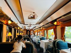 -火车头法国西餐厅