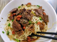 -阿阳牛腩腌面店