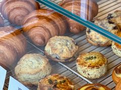 -VERIE BAKEHOUSE