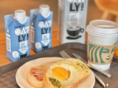 -星巴克臻选(莘庄仲盛店)