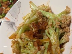 -爱碗亭·鲜炒湖南菜(壹城中心店)